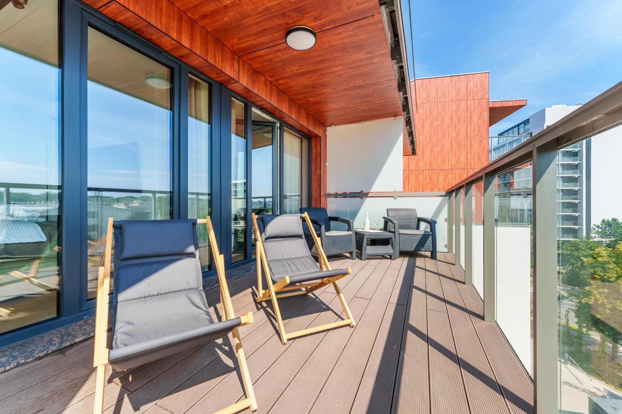Apartament Delux Kasprowicza 20C Prywatny Parking Basen Sauna Oraz Silownia W Cenie Kołobrzeg Exteriör bild