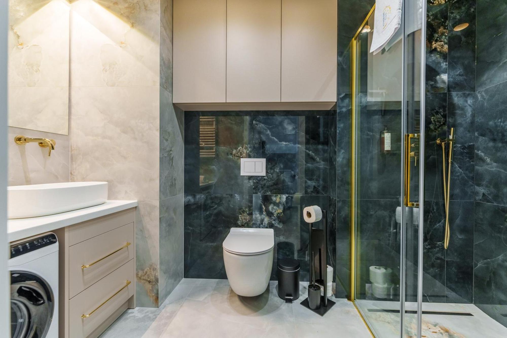 Apartament Delux Kasprowicza 20C Prywatny Parking Basen Sauna Oraz Silownia W Cenie Kołobrzeg Exteriör bild