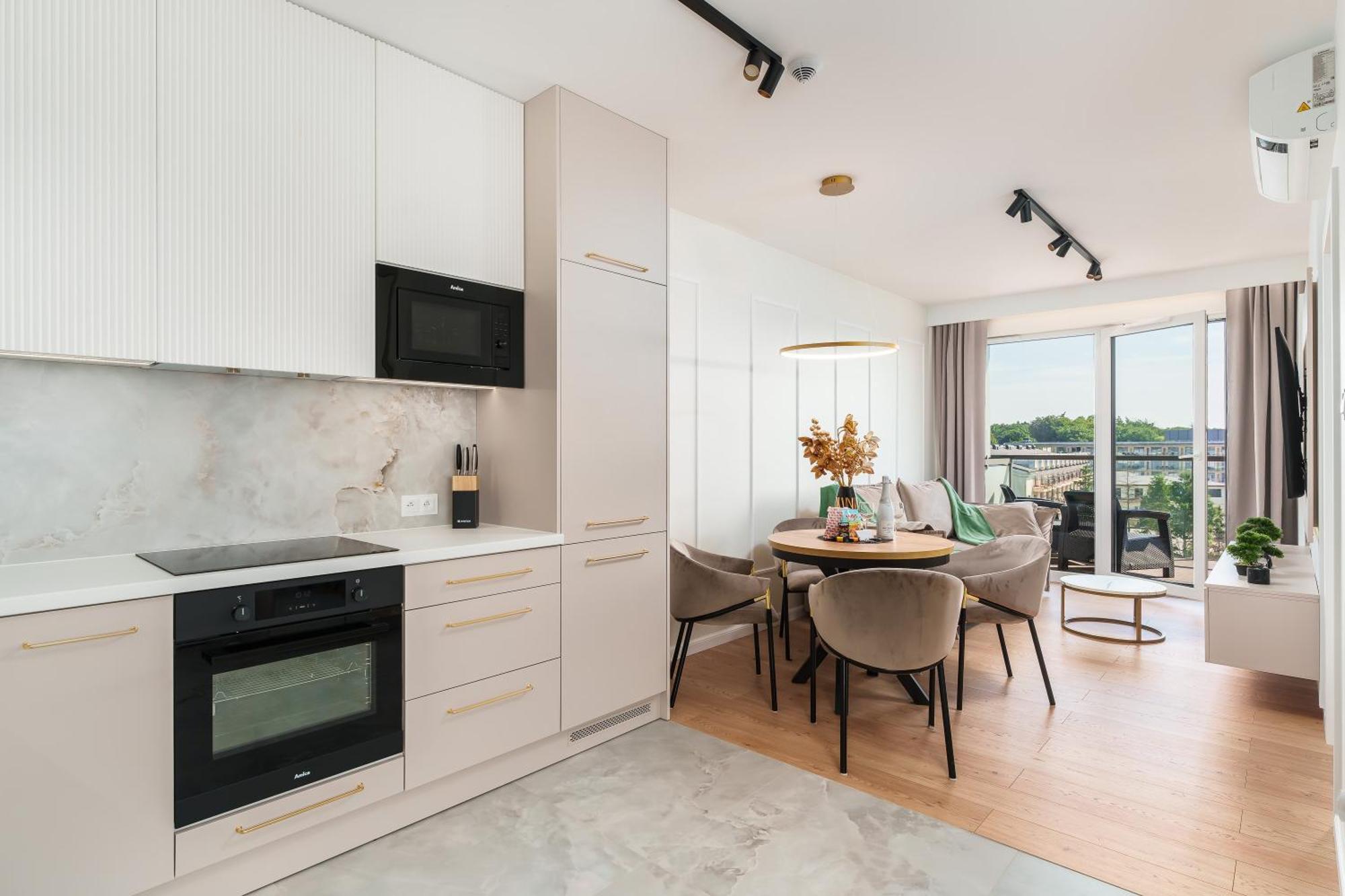 Apartament Delux Kasprowicza 20C Prywatny Parking Basen Sauna Oraz Silownia W Cenie Kołobrzeg Exteriör bild