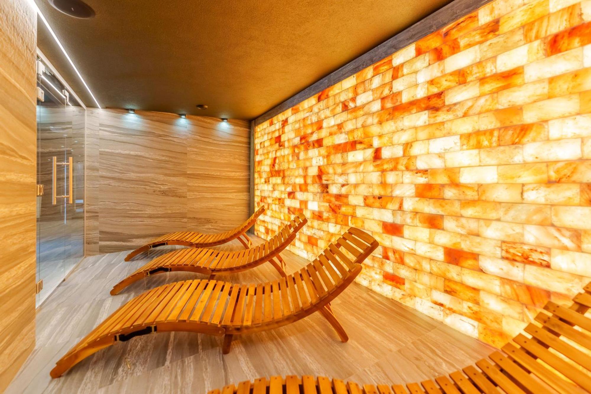 Apartament Delux Kasprowicza 20C Prywatny Parking Basen Sauna Oraz Silownia W Cenie Kołobrzeg Exteriör bild